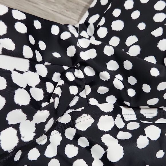 Catalina Blk w/White Gathered One Piece Swimsuit - Picture 4 of 8